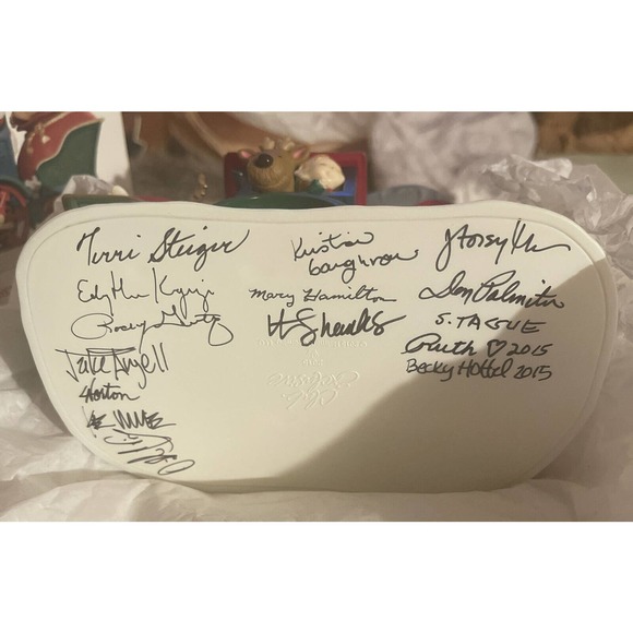 HALLMARK Keepsake 2015 Santa Christmas Train Event Exclusive 15 Signature’s NIB - Picture 2 of 3